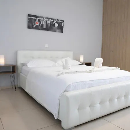 Valentina Apartments Paphos - Central Paphos Apartment *