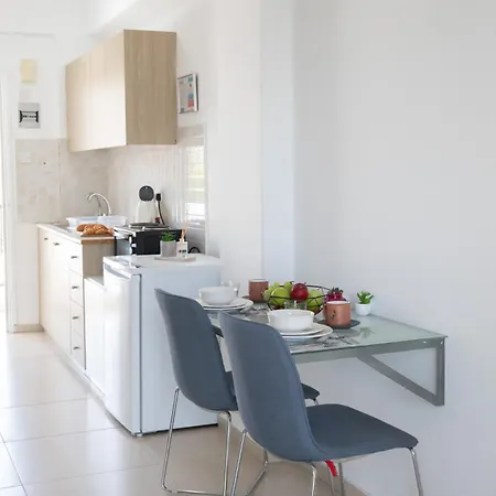 Valentina Apartments Paphos - Central Paphos Apartment *